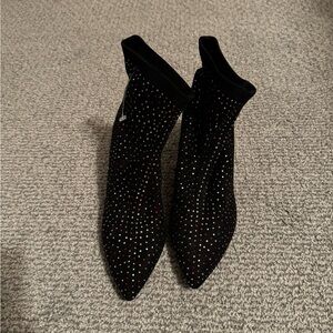 Elegant Black Studded Women's Boots